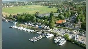 Jachthaven de meermolen met aangemeerde boten